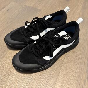 Vans UltraRange EXO SE Shoe / Size: Men’s 10